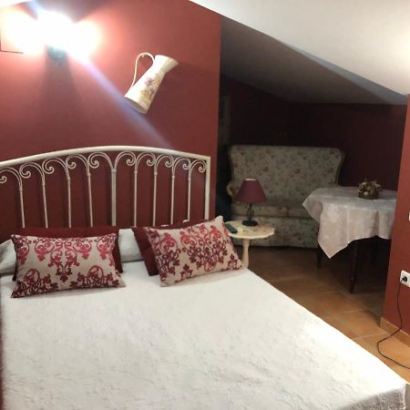 Hostal La Caballeriza Malpartida de Caceres Luaran gambar